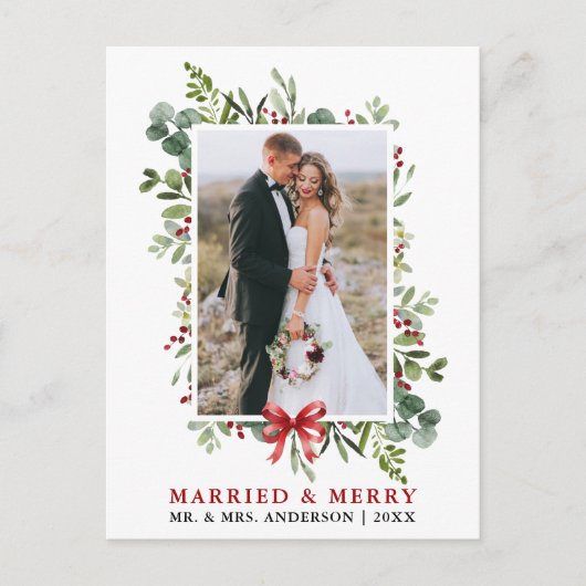 Married & Merry Watercolor Greenery Red Bow Briefkaart (Voorkant)