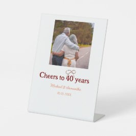 Marron buigt juichen voor 40-jarig huwelijk reclamebord met voetstuk