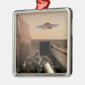 Mars in Sight Alien UFO Saucer Encounter Metalen Ornament (Links)