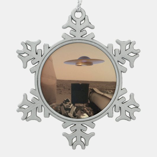 Mars in Sight Alien UFO Saucer Encounter Tin Sneeuwvlok Ornament (Voorkant)
