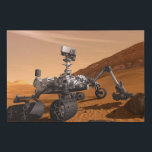 Mars Science Laboratory Curiosity Rover. Imitatie Canvas Print<br><div class="desc">Het concept van Mars Science Laboratory Curiosity rover is een mobiele robot die het cadeau van Mars onderzoekt. In dit afbeelding onderzoekt de rover een rots op Mars met een set gereedschappen aan het uiteinde van de arm van de rover, die ongeveer 7 voet uitstrekt. Twee instrumenten op de arm...</div>