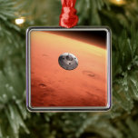 Mars Science Laboratory nadert Mars. Metalen Ornament<br><div class="desc">Artistiek concept van Mars Science Laboratory ruimtesonde nadert Mars. De Curiosity rover is veilig verstopt in de aeroshell van het ruimtevaartuig.</div>