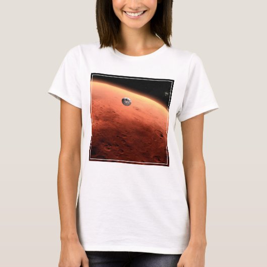 Mars Science Laboratory nadert Mars. T-shirt (Voorkant)