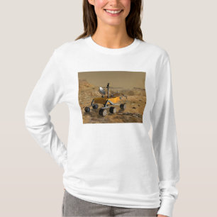 Mars Science Laboratory reist nabij een canyon T-shirt