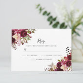 Marsala bordeauxrood bloemend wedding RSVP (Staand voorkant)