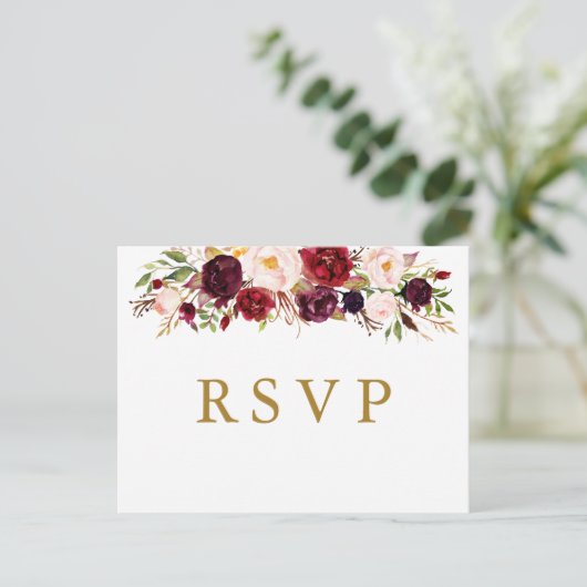 Marsala Bourgogne Bloemen Bruiloft RSVP Briefkaart (Staand voorkant)