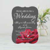Marsala Burgundy en Gray Wedding Invitation Kaart (Staand voorkant)