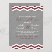 Marsala Chevrons on Grey Rehearsal Dinner Invite Kaart (Voorkant / Achterkant)