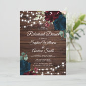 Marsala & Navy Flower Rustic Wood Rehearsal Dinner Kaart (Staand voorkant)