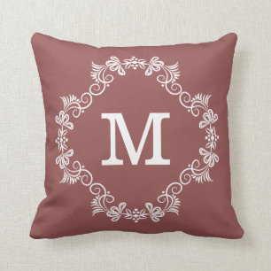 Marsala White Custom Monogram Decorative Kussen