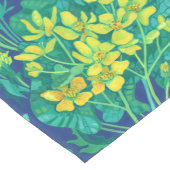 Marsh Marigold Wildflower Geel Bloemen Patroon Lange Tafelloper (Hoek)
