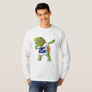 Marshall Islands Dabbing Turtle T-shirt
