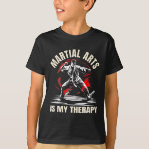 Martial Arts Is My Therapy beroemd gemaakt door Ka T-shirt