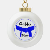 Martial Arts lichtblauwe riem rang Keramische Bal Ornament (Voorkant)