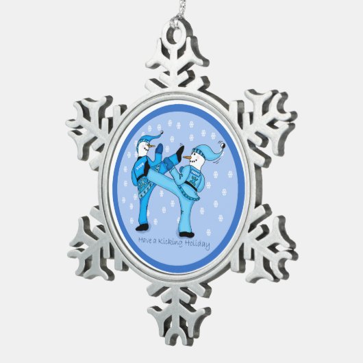 Martial Arts Snowmen voor kerstversiering Tin Sneeuwvlok Ornament (Rechts)