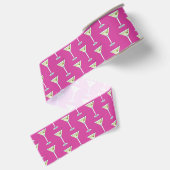 Martini-drankjes op roze achtergrond grosgrain lint (Achterkant)