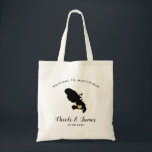 Martinique Destination Wedding Welcome Bag Tas<br><div class="desc">Het weekend van de bruiloft heet cadeautas voor gasten uit de stad voor je bruiloft,  met afbeelding van Martinique,  met gouden hart. Vul tas met je favoriete godies.</div>