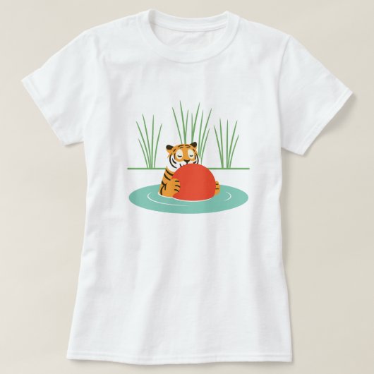 Maruay de tijger gered in het meer met bal t-shirt (Design voorkant)