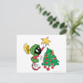 MARVIN DE MARTIAN™ die ster op boom zet Feestdagenkaart (Staand voorkant)