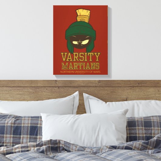 MARVIN THE MARTIAN™ Varsity Collegiate Graphic Canvas Afdruk (Insitu (Slaapkamer))