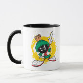 MARVIN THE MARTIAN™ Wijzend naar boven Mok (Links)