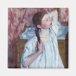 Mary Cassatt - Girl die haar haar haar haar haar h Magneet