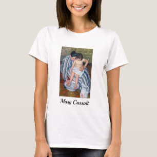Mary Cassatt - Het bad van het kind / Het bad T-shirt