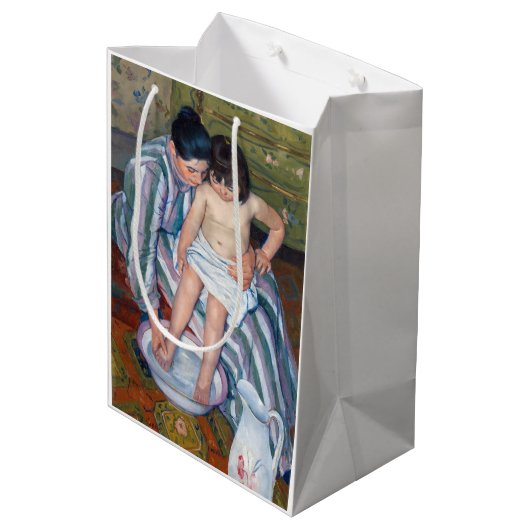 Mary Cassatt - Het kinderbad / Het bad van het kin Medium Cadeauzakje (Achterkant Gekanteld)