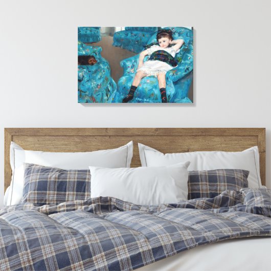 Mary Cassatt - klein meisje in een blauwe stoel Canvas Afdruk (Insitu (Slaapkamer))