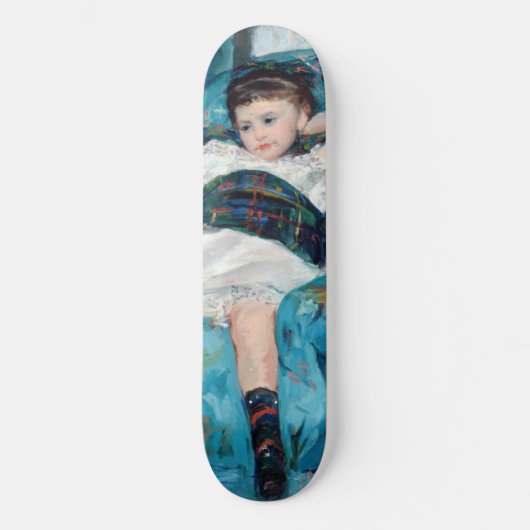 Mary Cassatt - klein meisje in een blauwe stoel Persoonlijk Skateboard (Voorkant)