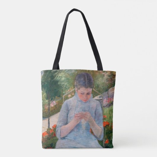 Mary Cassatt - Meisje dat naait in een tuin Tote Bag (Achterkant)