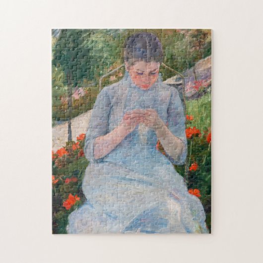 Mary Cassatt - Meisje naait in een tuin Legpuzzel (Verticaal)