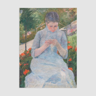 Mary Cassatt - Meisje naait in een tuin Tissuepapier