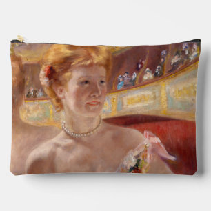 Mary Cassatt - Vrouw met Pearl Ketting in een Loge Etui