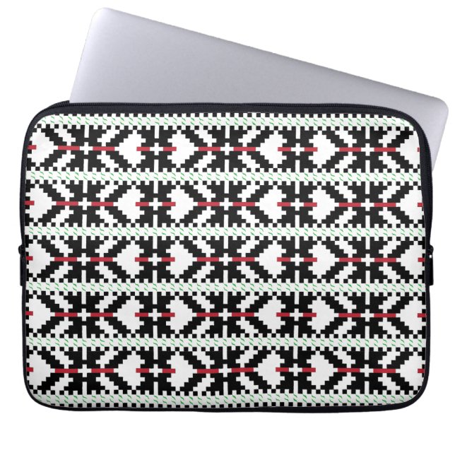 Masculine Black en white Latvian tribal folk art Laptop Sleeve (Voorkant)
