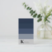 Masculine Marine Blauw Ombre Klassiek Monogram QR  Visitekaartje (Staand voorkant)