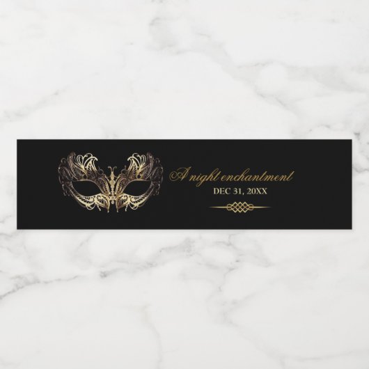 Mask Black Gold 50th Masquerade Birthday  Waterfles Etiket (Enkel label)