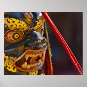 Maskerdansuitvoering op het Tshechu-festival Poster