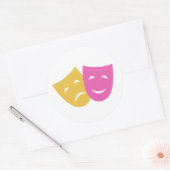 Maskers voor komedie en tragedie ronde sticker (Envelop)