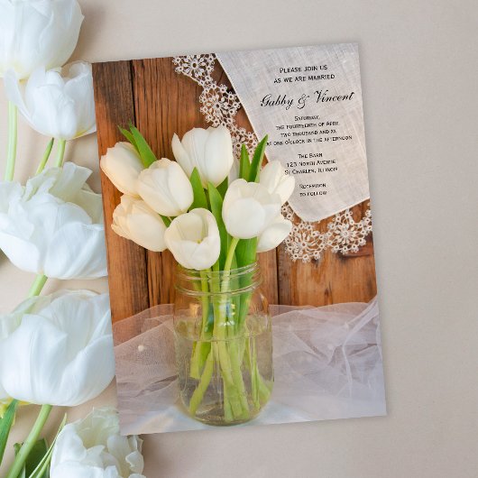 Mason Jar and White Tulips Country Barn Weddenscha Kaart