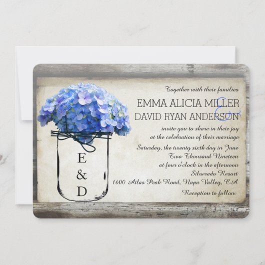 Mason Jar Barn Wood Blue Hydrangeas Wedding Invite Kaart (Voorkant)