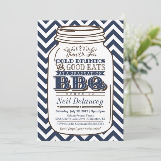 Mason Jar BBQ Afstuderen Invitation, Chevron Navy Kaart (Staand voorkant)