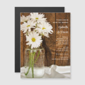 Mason Jar en White Daisies Barn Wedding Magnetische Uitnodiging (Voorkant / Achterkant)