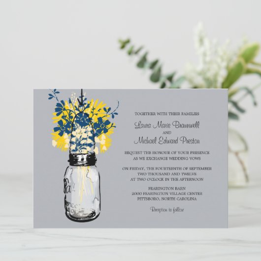 Mason Jar en Wildflower Wedding Invitations Kaart (Staand voorkant)