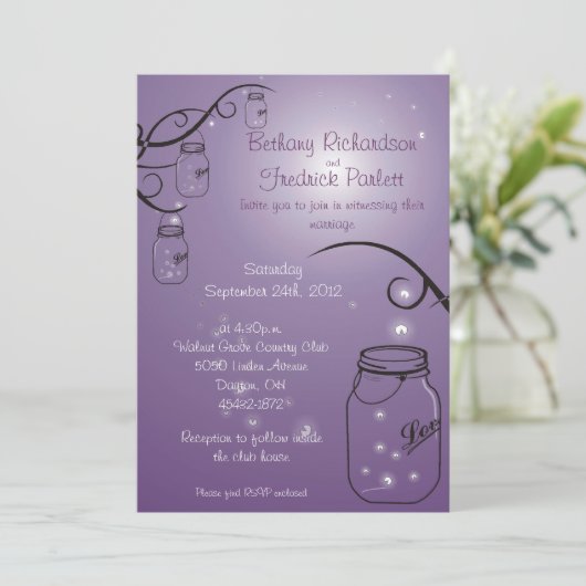 Mason Jar Firefly Wedding Invitation Paars Grape Kaart (Staand voorkant)