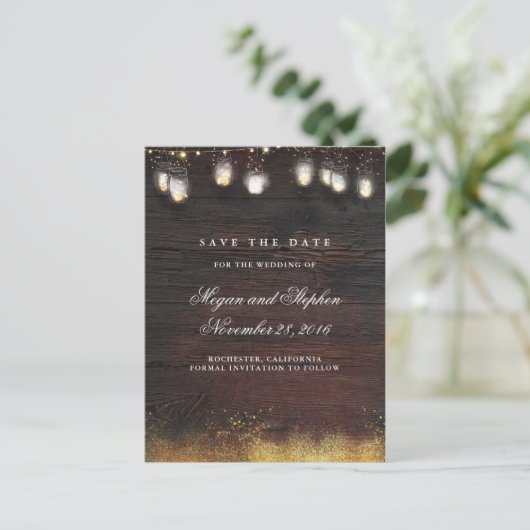 Mason Jar Gold Lights Rustiek Save the Date Aankondigingskaart (Staand voorkant)