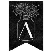 Mason Jar met Daisies op Chalkboard Wedding Vlaggetjes (Eerste vlag)