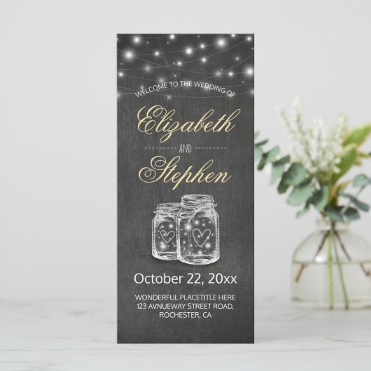 Mason Jar String Lights Chalkboard Wedding Program Programmakaart (Staand voorkant)