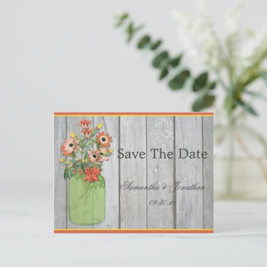 Mason Jar Wildflowers Barn Wood Bewaar de datum Aankondigingskaart (Staand voorkant)