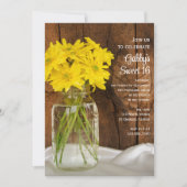 Mason Jar Yellow Daisies Sweet 16 Birthday Party Kaart (Voorkant)